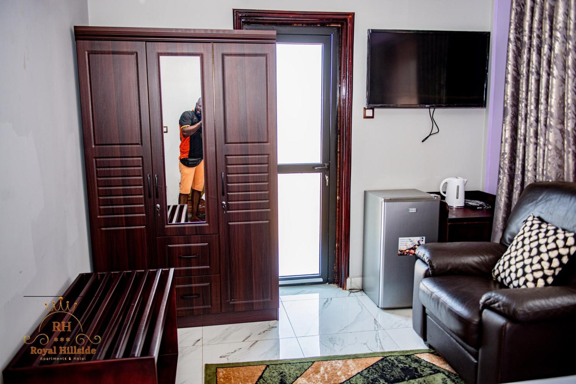Royal Hillside Apartments And Hotels Yaoundé Екстериор снимка