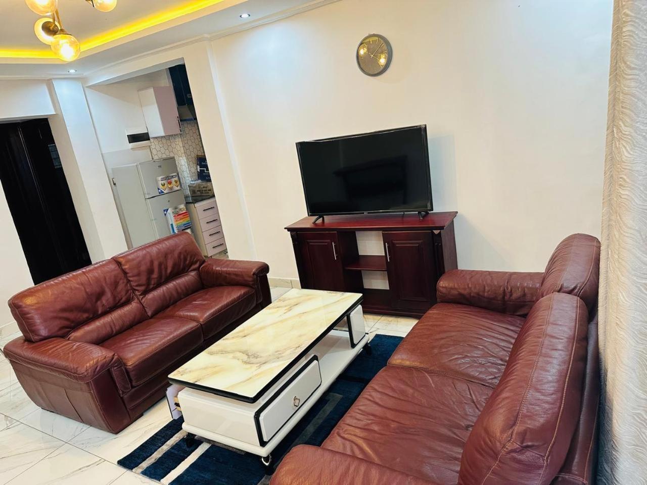 Royal Hillside Apartments And Hotels Yaoundé Екстериор снимка