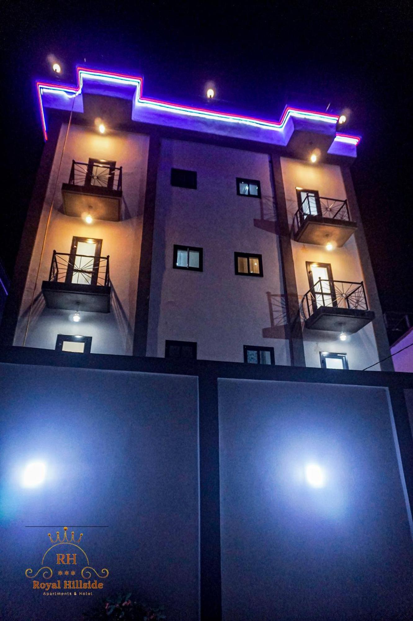 Royal Hillside Apartments And Hotels Yaoundé Екстериор снимка