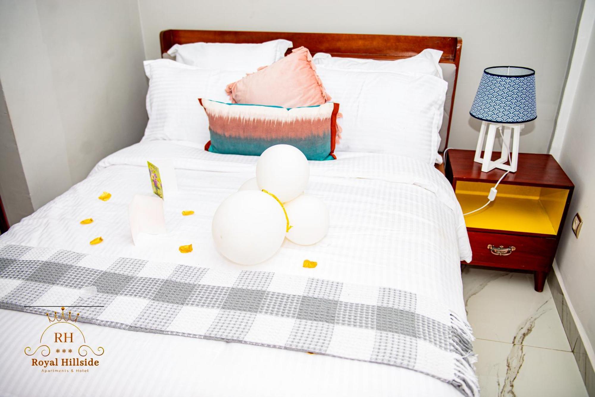Royal Hillside Apartments And Hotels Yaoundé Екстериор снимка