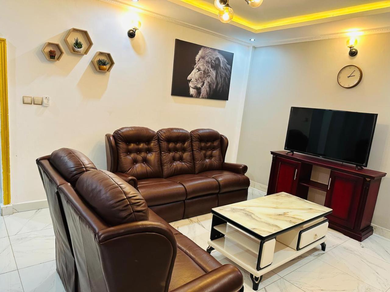 Royal Hillside Apartments And Hotels Yaoundé Екстериор снимка