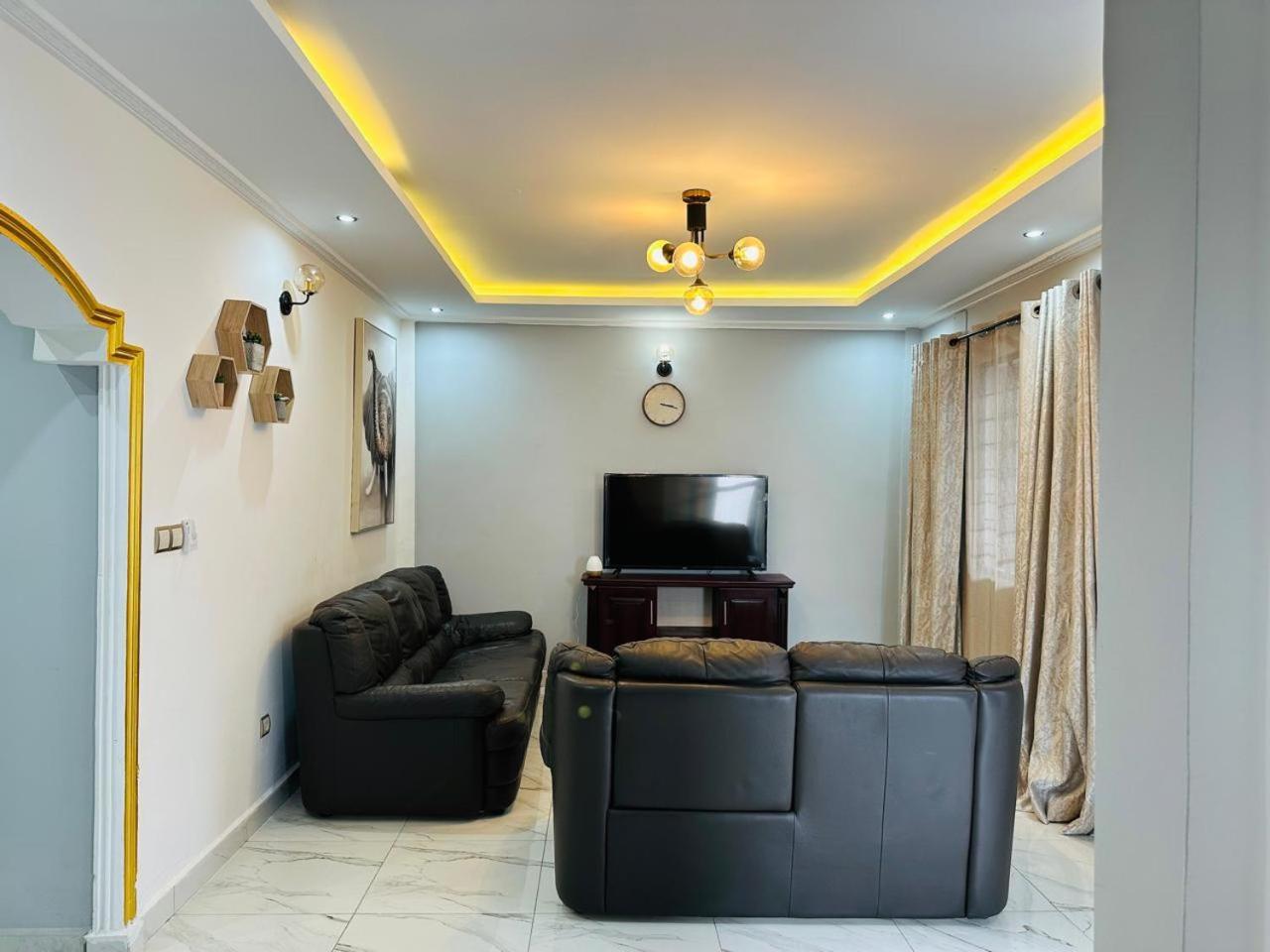 Royal Hillside Apartments And Hotels Yaoundé Екстериор снимка