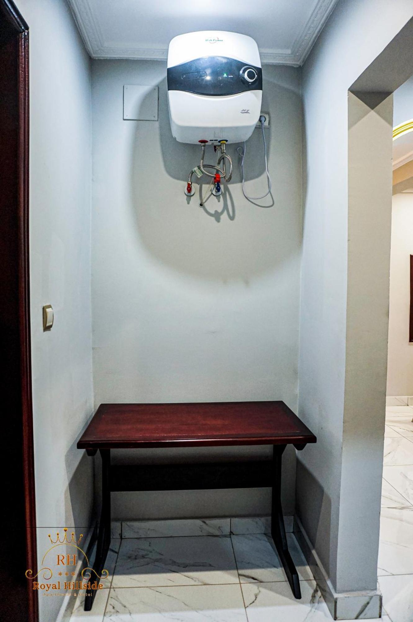 Royal Hillside Apartments And Hotels Yaoundé Екстериор снимка